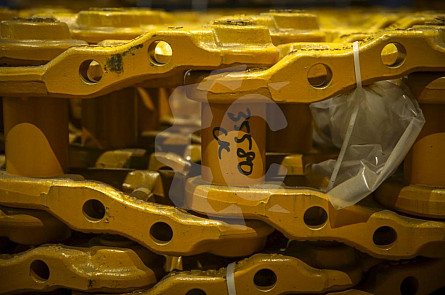 14530361 Цепь гусеничная (49 зв) для экскаваторов Volvo EC210BLC / EC220DL (VOE14530361, VOE14530200) СК