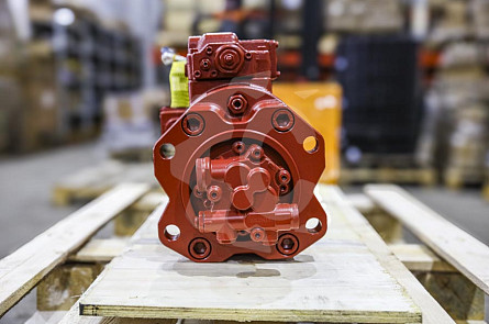 31Q7-10050 - K3V112DT-9N-12T Основной гидравлический насос экскаватора Kato HD820 MBP