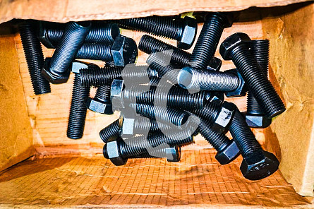 Болт СК-6143336 QHD