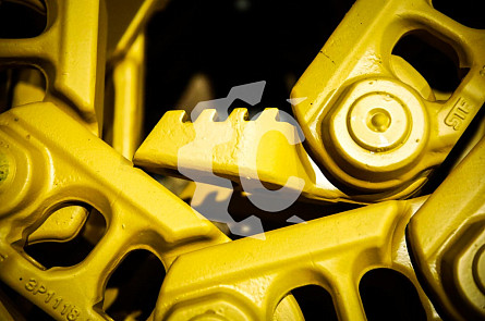 Цепь гусеничная 37L (жидкая смазка, полузвено) СК-0002348 STF