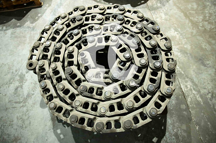 E02GUC087 - K1011519 Цепь гусеничная (51 зв) для экскаваторов Hitachi ZX250LCH-3 / ZX250LC-3 (ID860/51, VKM782/51HDV) BUK