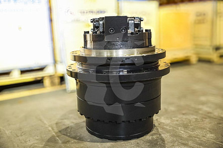 TM60 18/26 - Редуктор хода в сборе с гидромотором СК-0002710 MBG