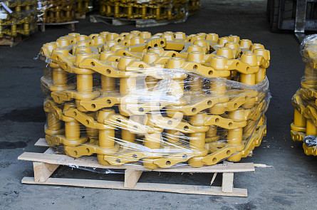 Цепь гусеничная 40L (жидкая смазка, полузвено) СК-0002063 KYT