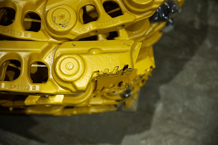 14U-32-00010 Цепь гусеничная (42 зв) с полузвеном смазываемая для бульдозеров Komatsu D65EX-16 / Shantui SD16L (G40650E0M00042, KM2094/42) STF
