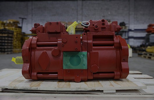 Большое поступление гидронасосов для экскаваторов
