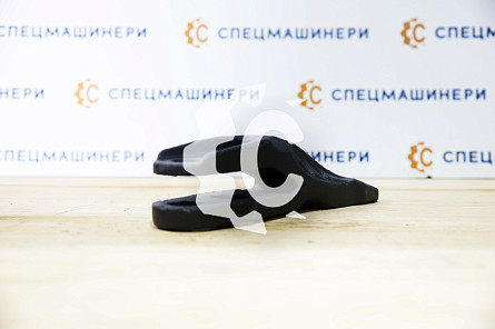 Зуб ковша центральный СК-6203030 BP