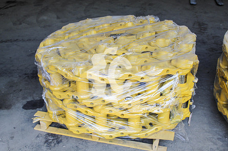 Цепь гусеничная 39L (жидкая смазка, полузвено) СК-0002059 KYT