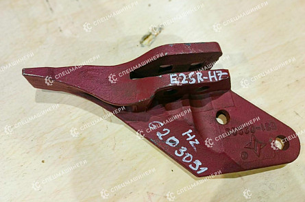 Зуб ковша правый СК-6203031 HZ