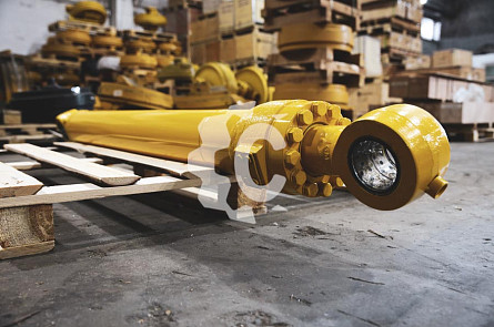 Гидроцилиндр ковша (без трубок) СК-6310578 JM