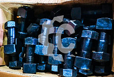 Болт с гайкой башмака M27*1,5 СК-0034455 QHD