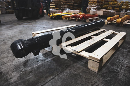 Гидроцилиндр ковша (без трубок) СК-0034121 JM