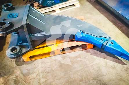 Однозубый рыхлитель R.02.20 СК-0035838 СК Однозубый рыхлитель R.02.20 СК-0035838 СК