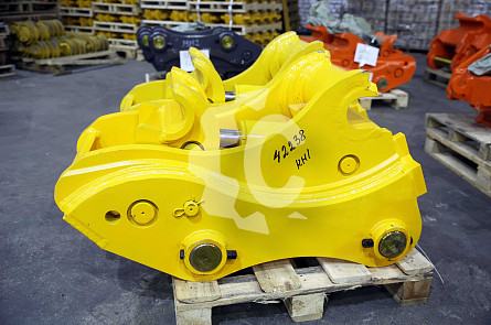 Быстросъем ковша QKG.100 для JCB JS330 СК-0042238 KHI