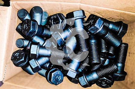 Болт СК-6270773 QHD