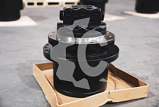 21W-60-33100 Бортовой редуктор хода ТM09 с гидромотором (12х12) для экскаватора Komatsu PC60-7 OEM