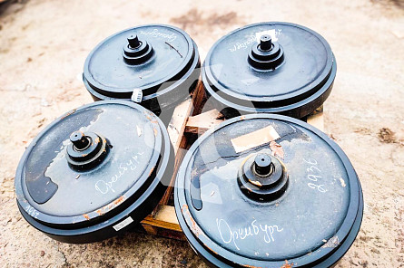 CR4589B - Колесо направляющее СК-6262936 HME