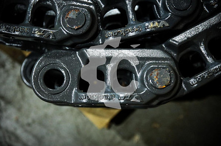 KM782/49 - 81N6-26600 Цепь гусеничная (49 зв) для экскаваторов Hyundai R210LC-7 / R220LC-9S (K1038366, 2272-6101) VTP