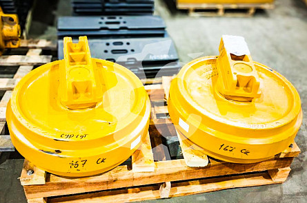 Колесо направляющее (ленивец) экскаватора Volvo EC290B Prime СК-0000167 (СК)