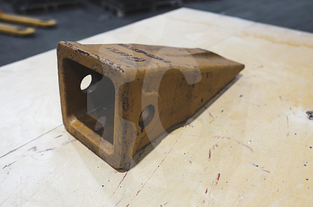 Коронка ковша стандартная СК-6263779 JJ